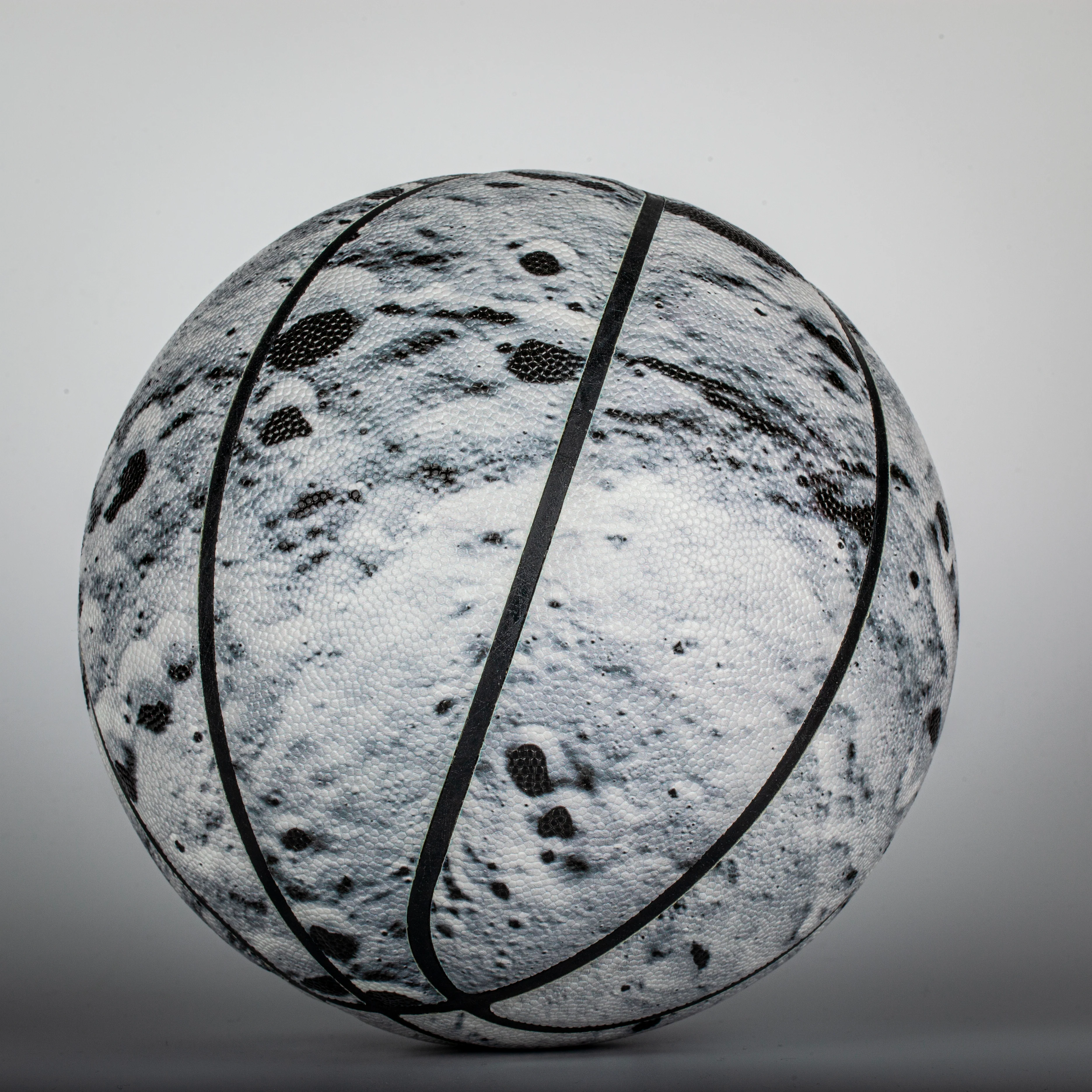 Moonshot Basketball - Image 3